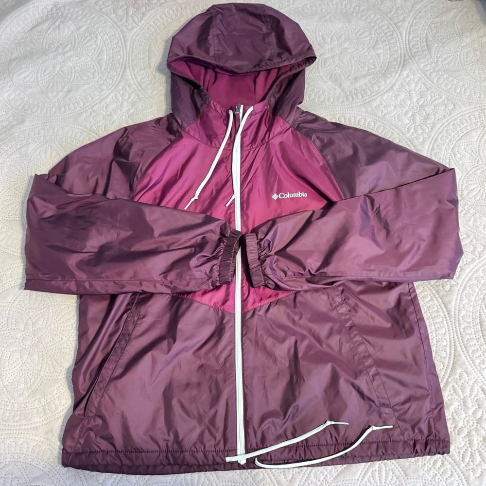 Columbia Maroon Hooded Rain Jacket